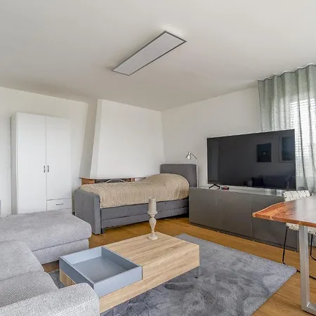 Homestay Moebliertes *