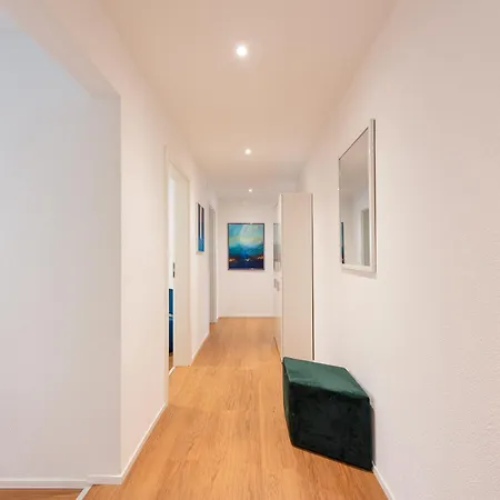 Moebliertes * ベルン