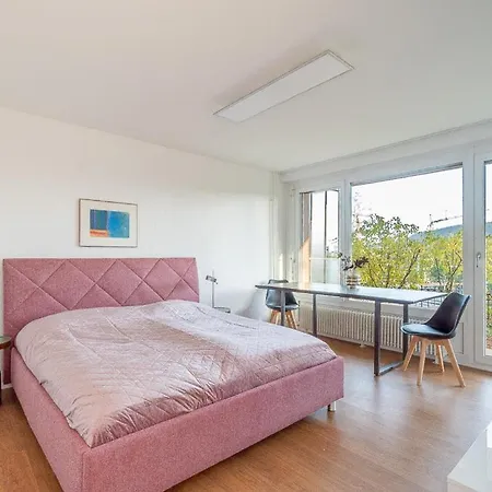 Moebliertes ベルン